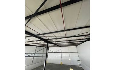 VENTA DE  OFIBODEGAS EN TOCUMEN WAREHOUSE 1215m2