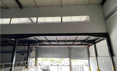 VENTA DE  OFIBODEGAS EN TOCUMEN WAREHOUSE 1215m2