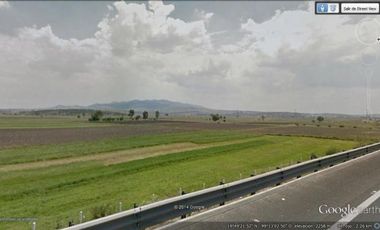 TERRENO INDUSTRIAL DIVISIBLE PLANO 175 has rodeado por Autopistas importantes