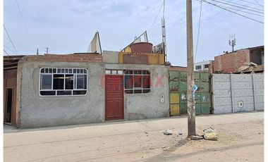 Gran Oportunidad - Venta De Terreno En Esquina De 162M2 Cercado Frente Al Country Club El Bosque En Punta Negra Plena Panamericana Sur.