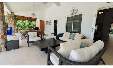 Se vende casa en Punta Barco Village, San Carlos