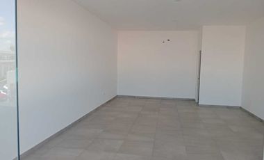 SUR Local Comercial  Plaza La Cantera Es El Paso Para IMPORTANTE GYM