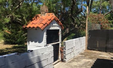 ALQUILO EXCELENTE CASA PARA VACACIONAR EN FAMILIA O CON AMIGOS  PARA 5 PERSONAS, A 4 CUADRAS DEL MAR