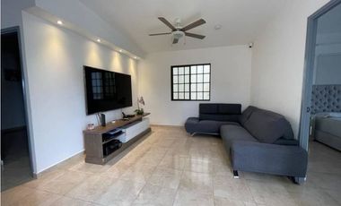 Venta de casa en Las Cumbres, Ph Vistas del Lago