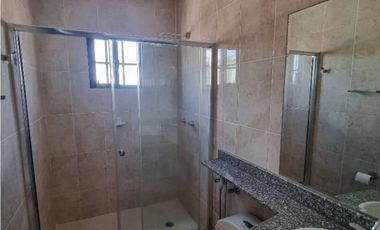 Venta de casa en Las Cumbres, Ph Vistas del Lago
