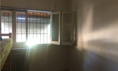 Terreno en venta calle Agustin Alvarez