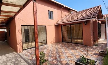 Casa en arriendo de 5 dorm. 3 Baños en Peñuelas, Coquimbo