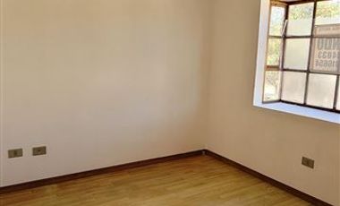 Casa en arriendo de 5 dorm. 3 Baños en Peñuelas, Coquimbo
