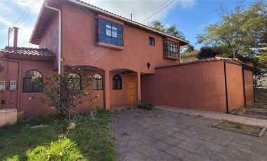 Casa en arriendo de 5 dorm. 3 Baños en Peñuelas, Coquimbo
