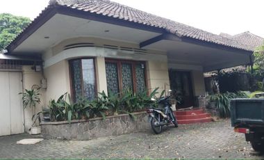 Rumah sewa cocok untuk kantor di dago dekat boromeus