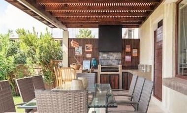 Casa en Arriendo en Carlos Peña Otaegui - Francisco Bulnes Correa