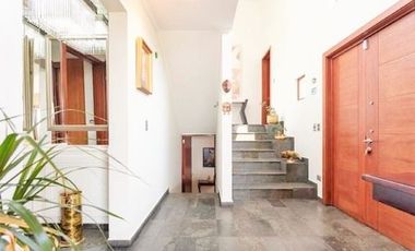 Casa en Arriendo en Carlos Peña Otaegui - Francisco Bulnes Correa