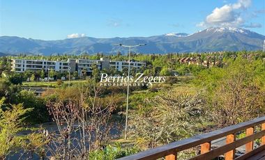 Casa en Arriendo en Carlos Peña Otaegui - Francisco Bulnes Correa