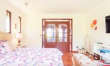 Casa en Arriendo en Carlos Peña Otaegui - Francisco Bulnes Correa