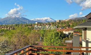 Casa en Arriendo en Carlos Peña Otaegui - Francisco Bulnes Correa