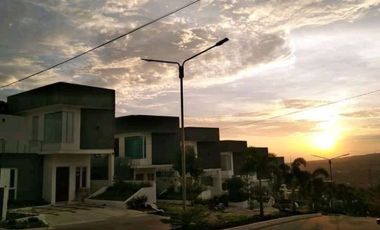 RUMAH MEWAH CANTIK MURAH ALA VILLA SEJUK ASRI DKT UNPAD ITB