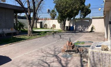 Casa en Juárez Nuevo León, con local comercial, terraza, alberca y mucho terreno
