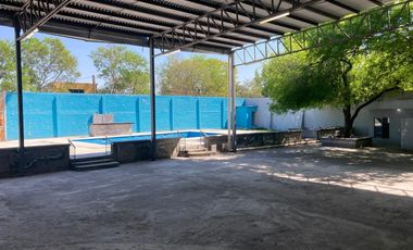 Casa en Juárez Nuevo León, con local comercial, terraza, alberca y mucho terreno