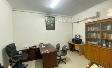 Hunian Sultan Di Harapan Indah Regency - Bekasi