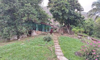 finca en venta en seleccionar barrio. Cod V1914
