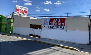 TERRENO EN RENTA 14 SUR
