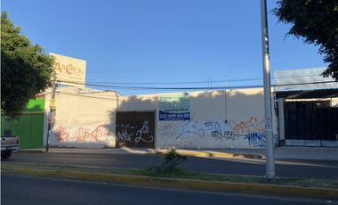 TERRENO EN RENTA 14 SUR