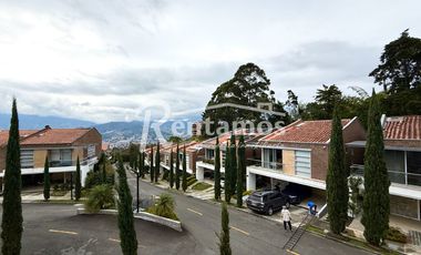 casa en arriendo en san lucas. Cod A775817