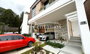 casa en arriendo en san lucas. Cod A775817
