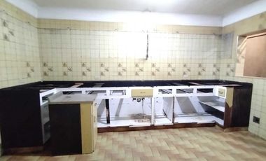 Excelente casa comercial dos pisos en San Fernando viejo - Ideal para el negocio que tú quieras! Transforma aquí tu  negocio prospero.. Cod A9497