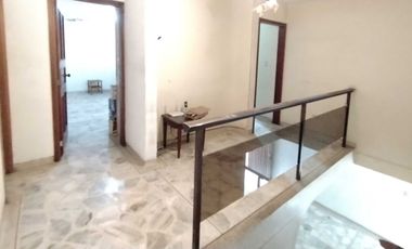 Excelente casa comercial dos pisos en San Fernando viejo - Ideal para el negocio que tú quieras! Transforma aquí tu  negocio prospero.. Cod A9497