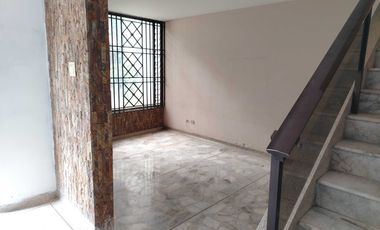 Excelente casa comercial dos pisos en San Fernando viejo - Ideal para el negocio que tú quieras! Transforma aquí tu  negocio prospero.. Cod A9497