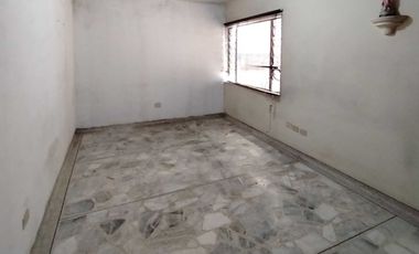 Excelente casa comercial dos pisos en San Fernando viejo - Ideal para el negocio que tú quieras! Transforma aquí tu  negocio prospero.. Cod A9497