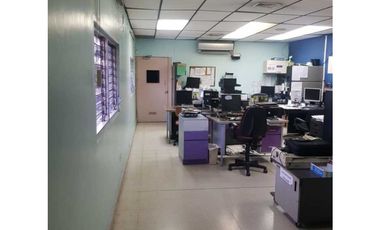 Se vende Galera de 1,000 mts en Rio Abajo, cerca de Via España