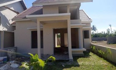 House in Grand Batujai Residence - Praya Barat - Central Lombok