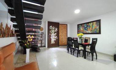 casa en venta en la floresta. Cod V9164