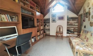 PR12111 Casa en venta sector Castropol