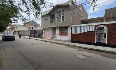 Casa En Alquiler – Urb. San Isidro | Calle Lora Y Lora 1509 Chiclayo