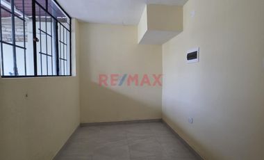 Casa En Alquiler – Urb. San Isidro | Calle Lora Y Lora 1509 Chiclayo