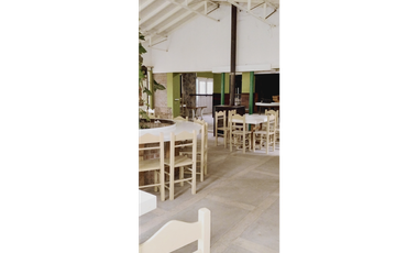 QUINTA URBANA - ANTIGUA CASONA CON SALON DE FIESTA-GRAN PARQUE