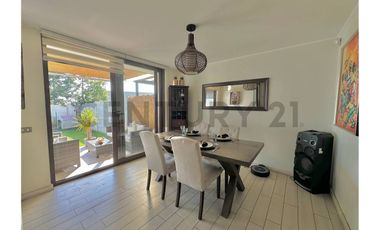 VENTA DE CASA TOWNHOUSE EN PEÑALOLÉN
