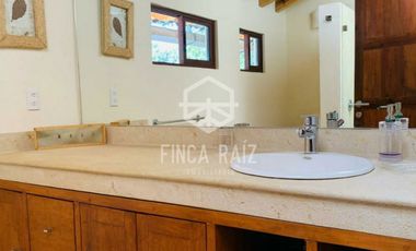 En venta hermosa casa en Avándaro.