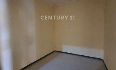 Rumah 1LT, Siap Huni Baru Dicat, Garasi 2mobil, Arcamanik Bandung