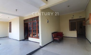 Rumah 1LT, Siap Huni Baru Dicat, Garasi 2mobil, Arcamanik Bandung