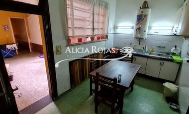 Excelente PH de 2 Ambientes a Cfte E/ind. La Pampa 4800. Villa Urquiza
