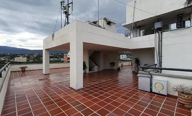 apartamento en arriendo en la riviera. Cod A30276