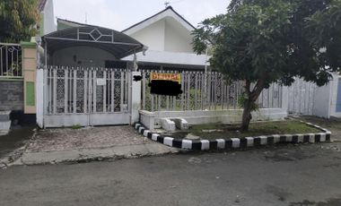 Rumah siap huni jual cepat di DPS Surabaya