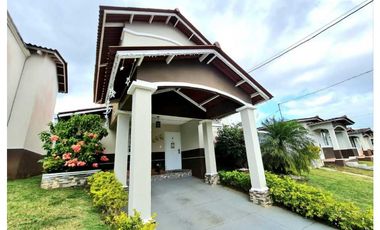 VENDO CASA EN LA CHORRERA BARRIO COLON VILLA REAL 3R