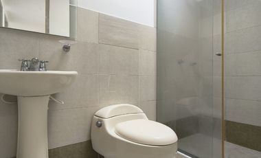 casa en venta en avenida del rio. Cod V31353