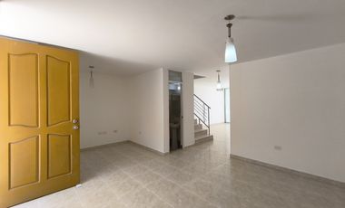 casa en venta en avenida del rio. Cod V31353