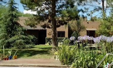 Excelente Casa Quinta con pileta